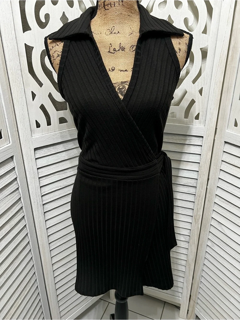 Emprada Sleeveless Black Ribbed Wrap Dress - Picture 9 of 11